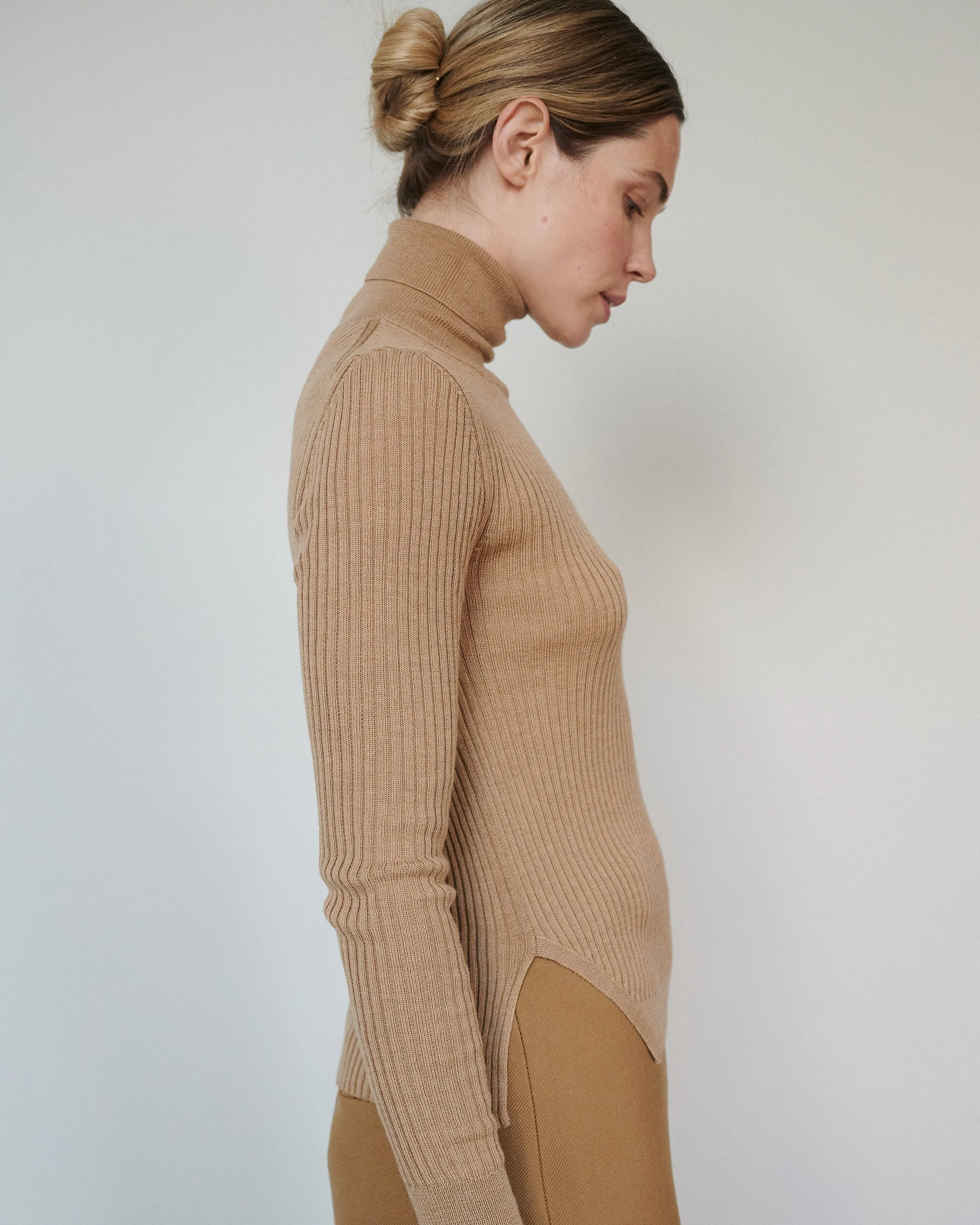 Austėja Turtleneck Merino Wool Nutmeg