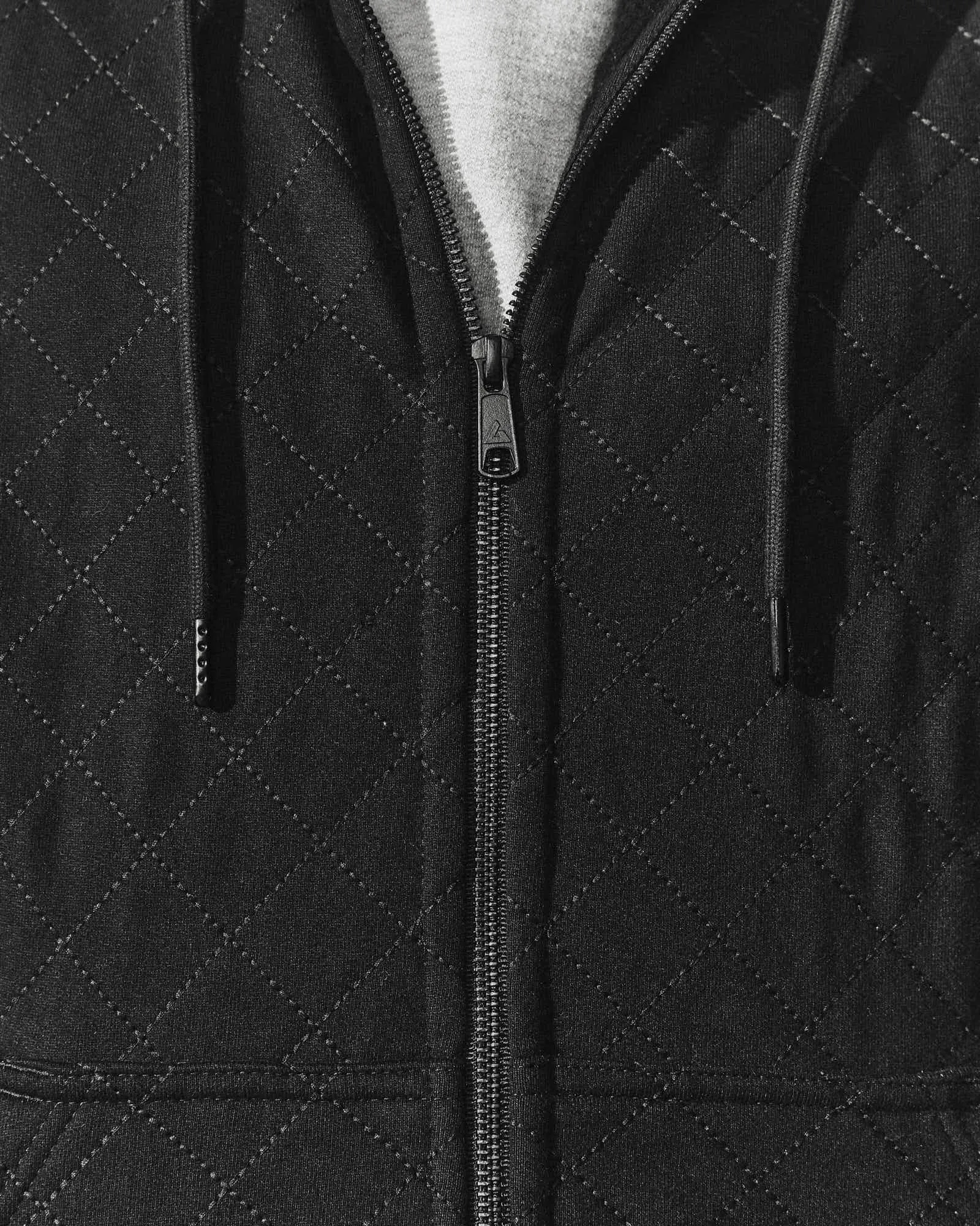 Diamond Stitch Relaxed Classic Full Zip - Black