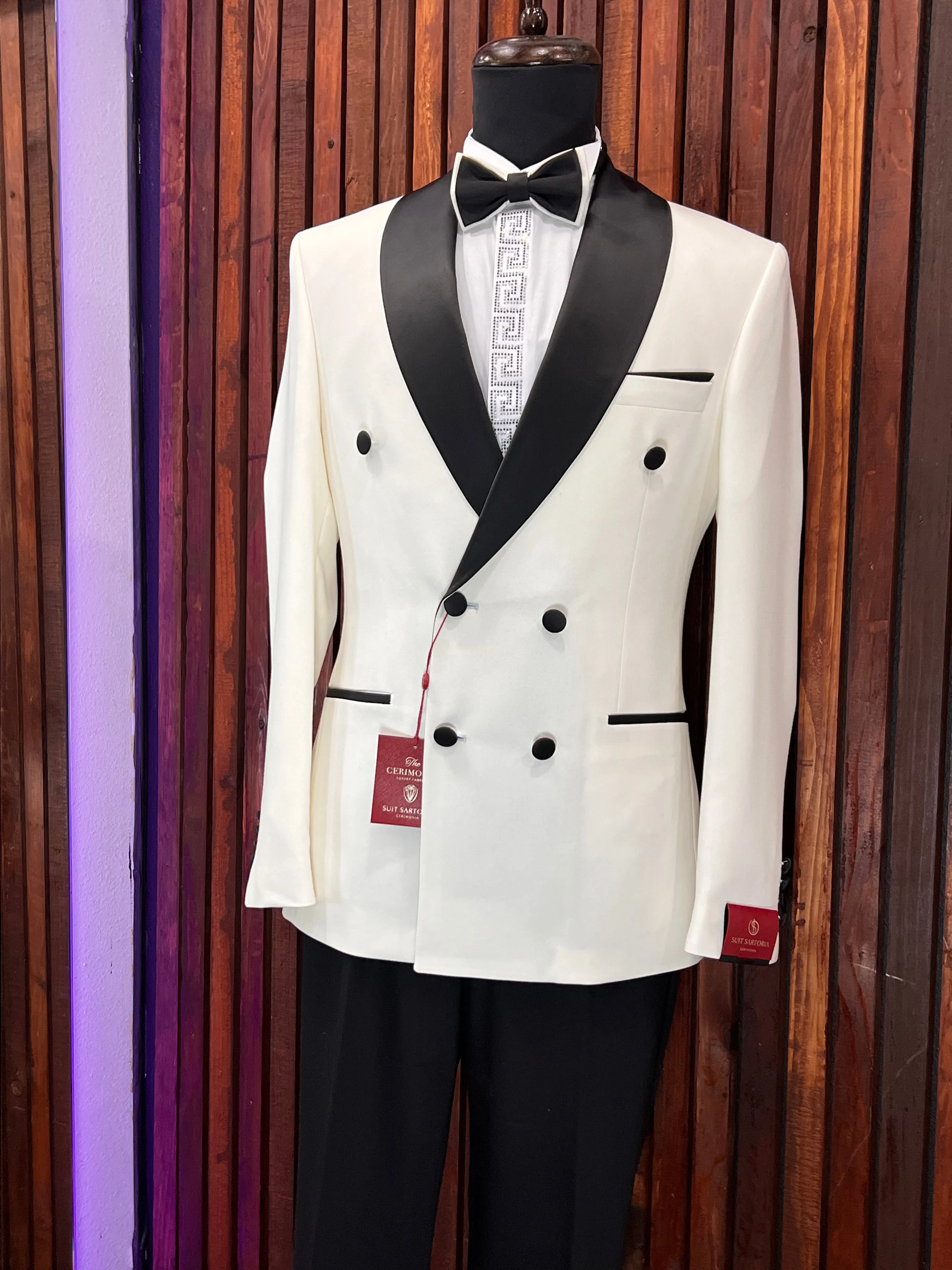 Men's Off-White Double Breasted Tuxedo with Shawl Lapel &amp; Black Buttons