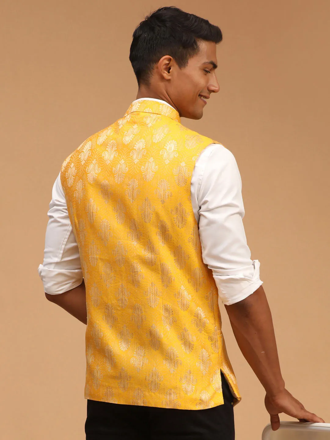 Men's Yellow Silk Blend Nehru Jacket - Shrestha By Vastramay