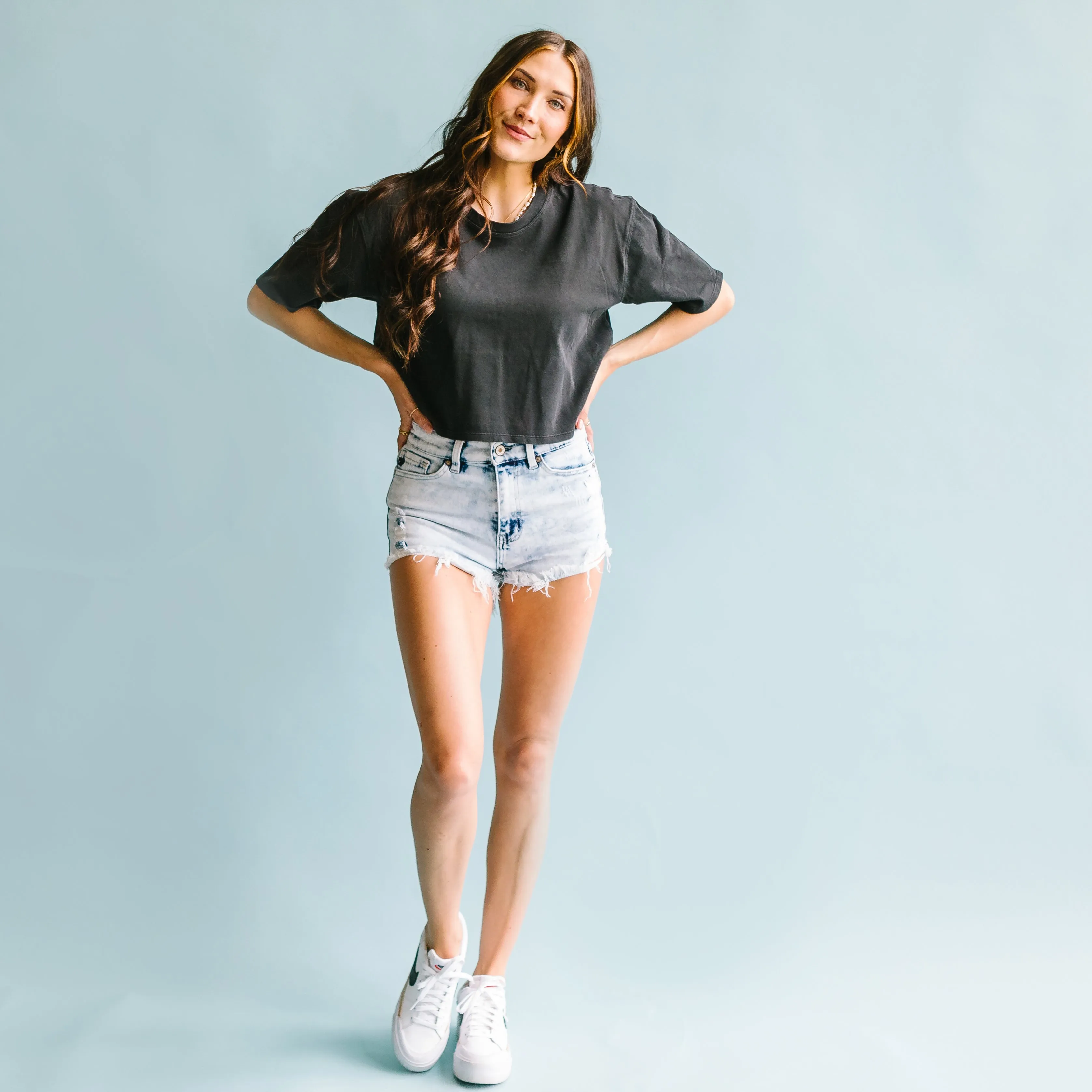 MTV Cropped Basic Tee