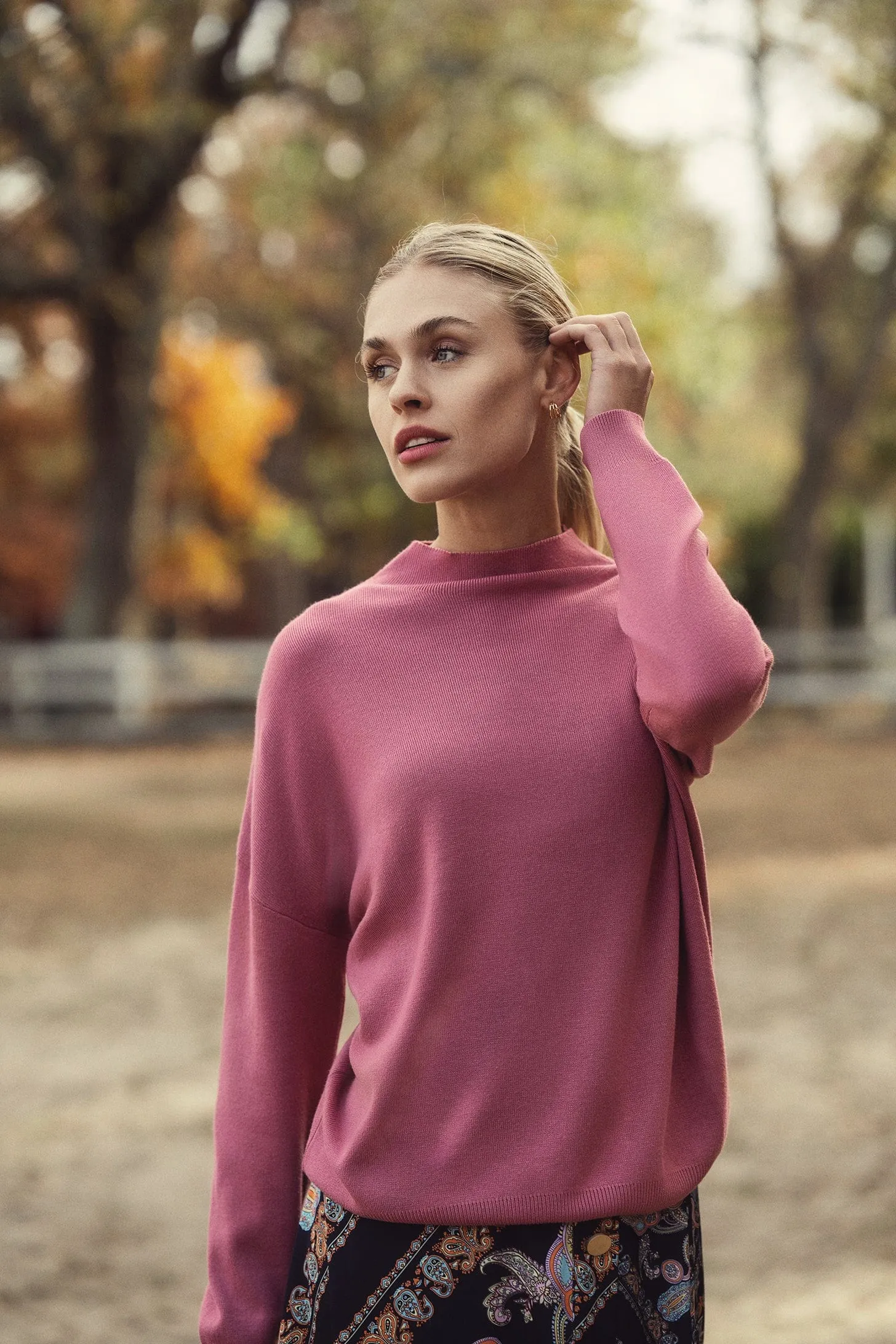 Oversized Soft Knit Sweater-Rose