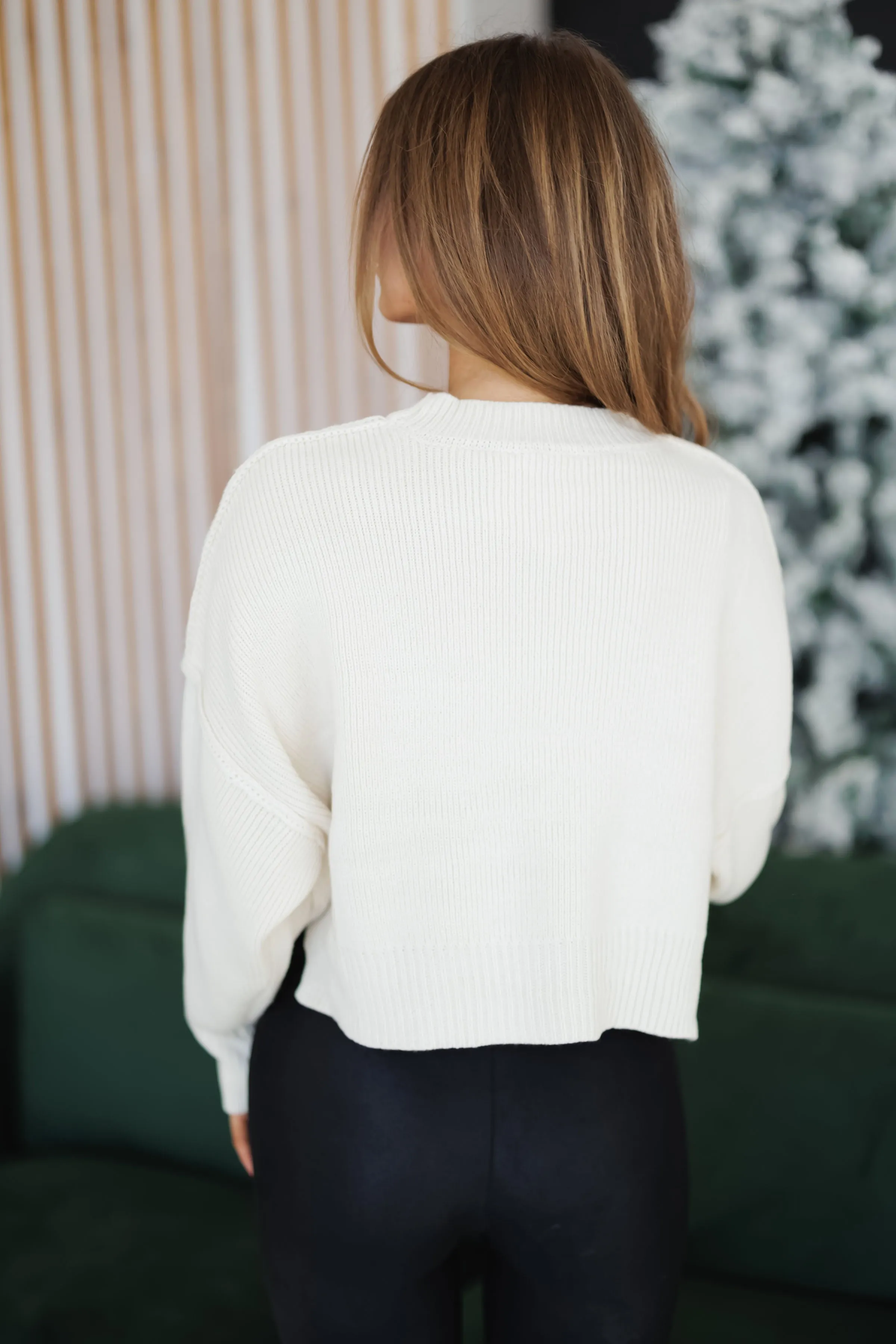 Tundra Cropped Sweater-Cream