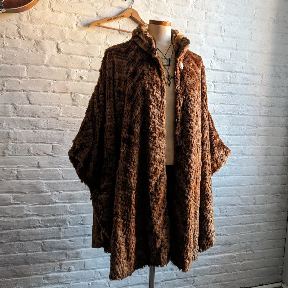 Vintage Faux Fur Brown Kimono Poncho Mob Wife Groovy Boho Furry Fuzzy Sweater