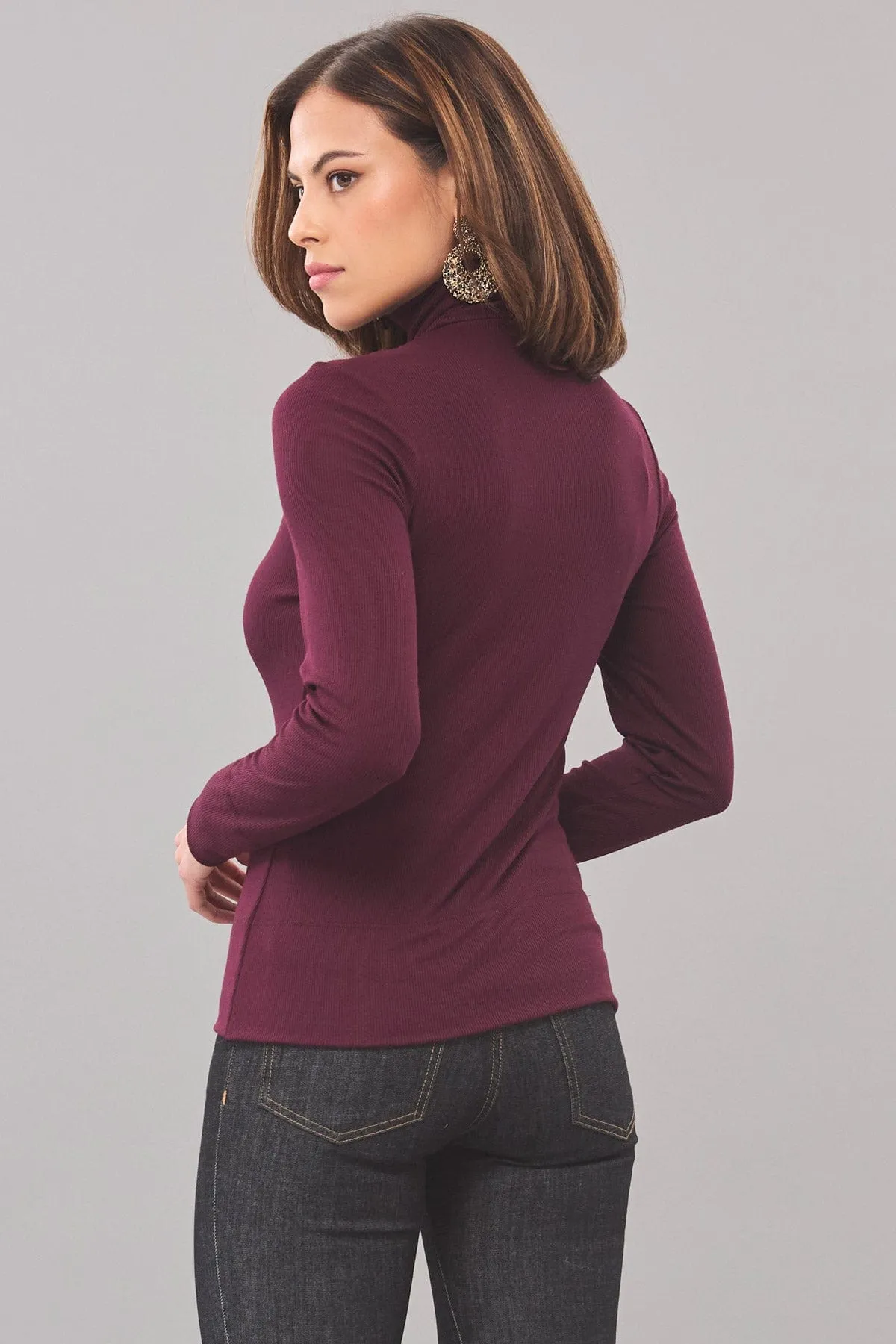 Wide Hem Rib Turtleneck