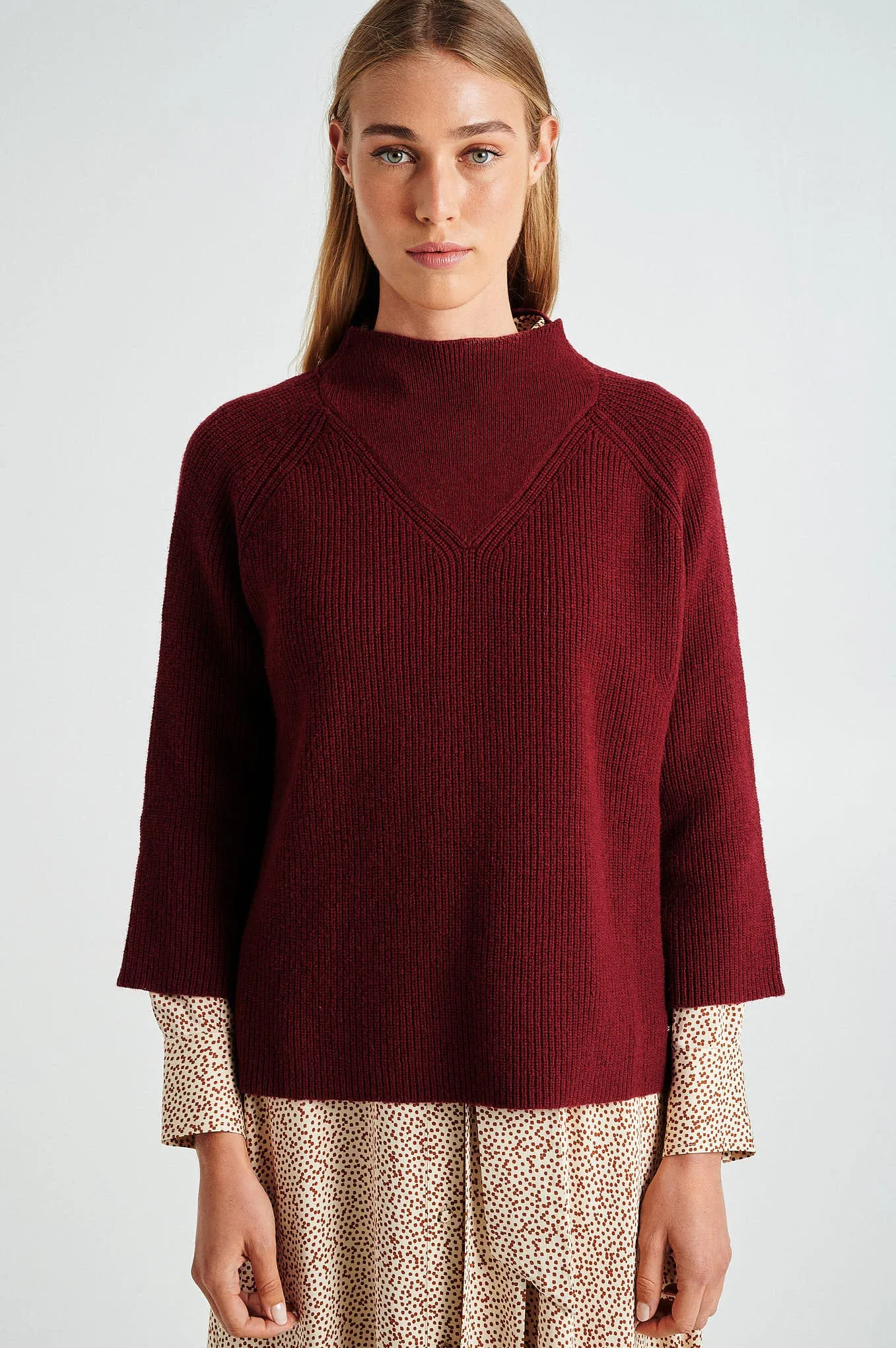 Wide sweater and wide 3/4 sleeves